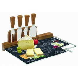 Ostebrædt i glas med 4 knive og klinge. Ostebrædt i glas med 4 knive og klinge.